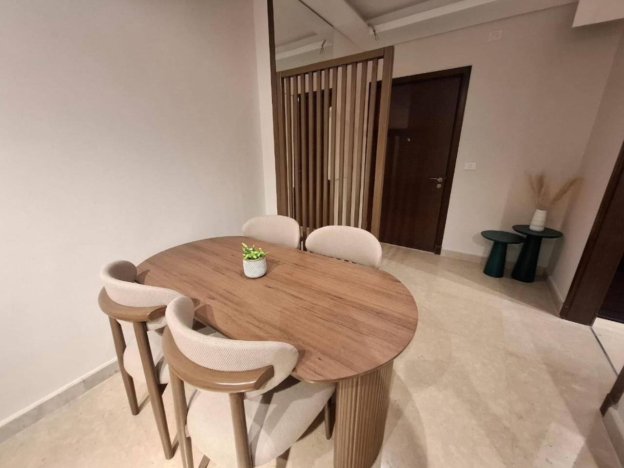 Mynt Stay Zed West Residence 2 Bedroom E1E213 Sheikh Zayed City Ngoại thất bức ảnh